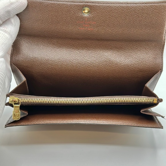 Louis Vuitton Damier Ebene Sarah Wallet - Picture 7 of 16